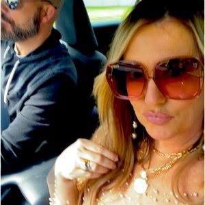 Meet your Posher, Melanie